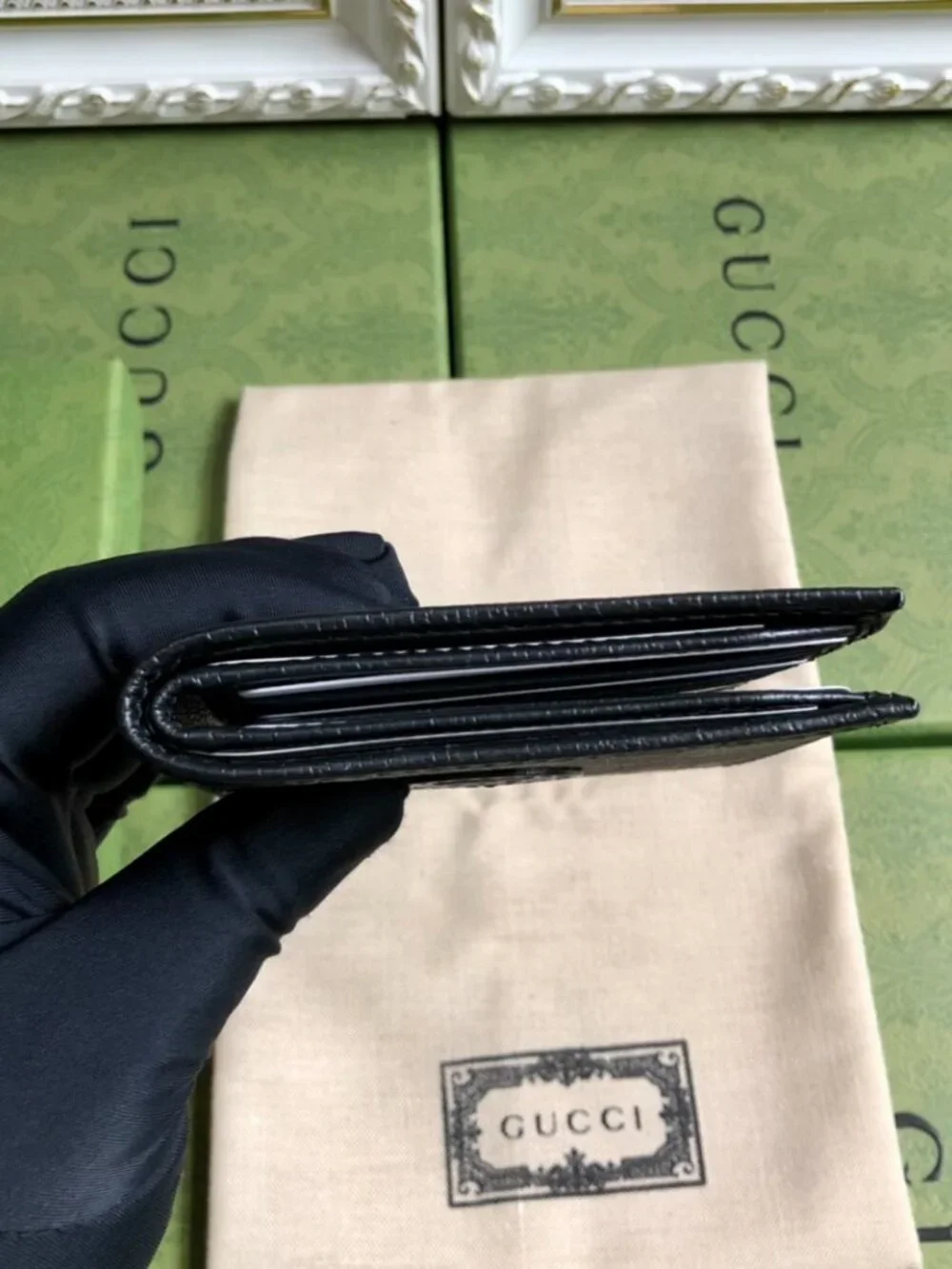 Gucci Aria GG Supreme Wallet with Interlocking G